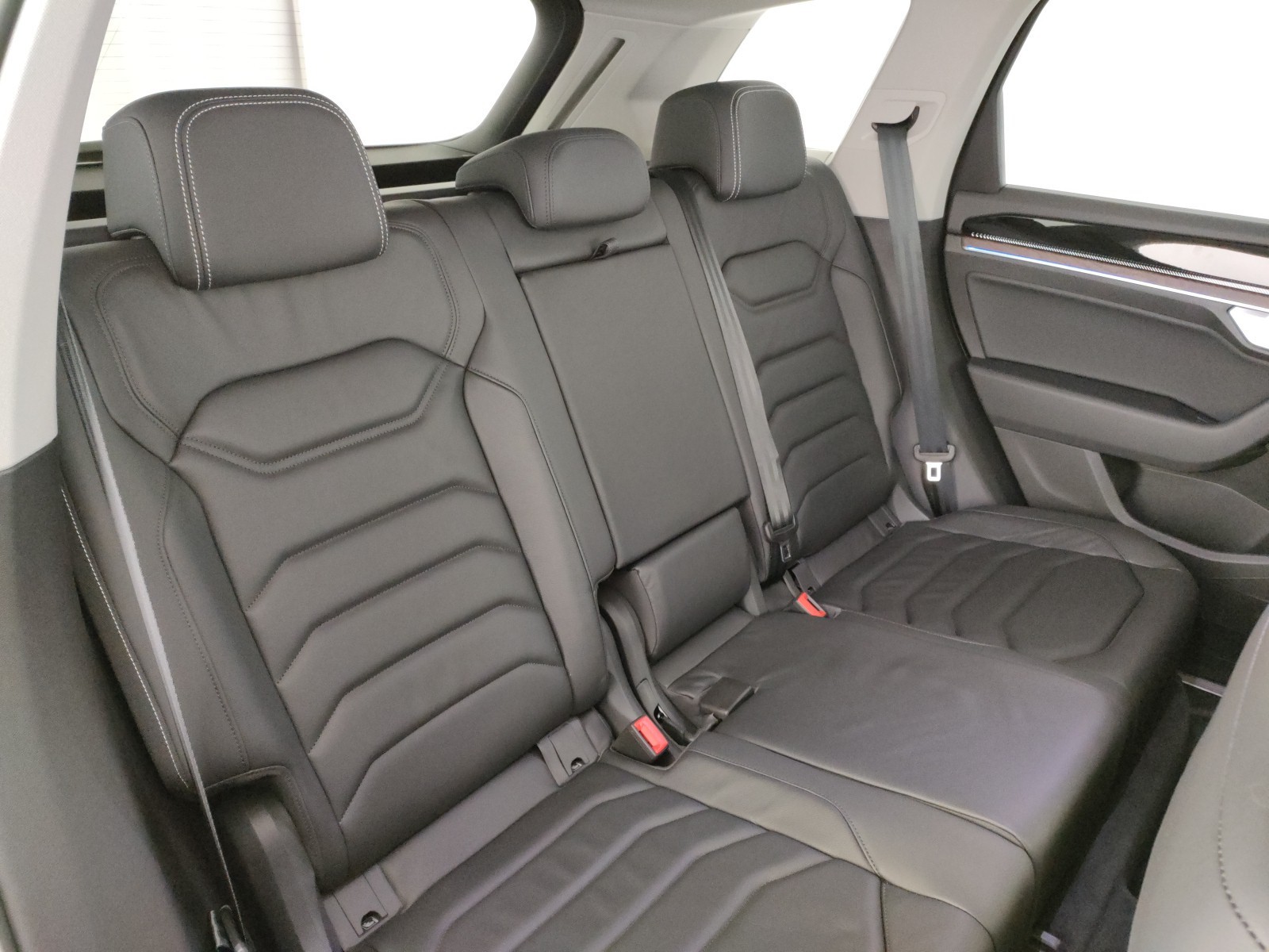 Volkswagen Touareg 3.0 v6 tdi scr elegance 231cv auto