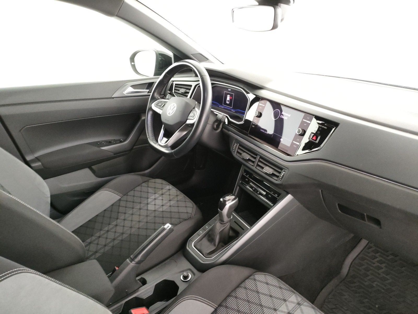 Volkswagen Taigo 1.0 tsi r-line 110cv dsg