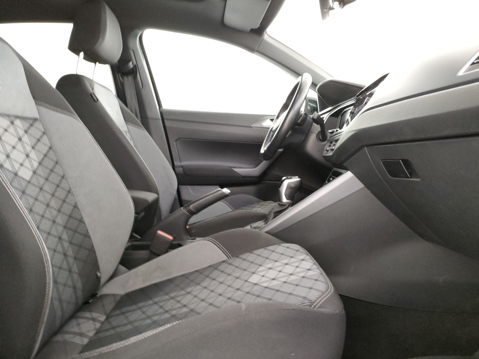 Volkswagen Taigo 1.0 tsi r-line 110cv dsg