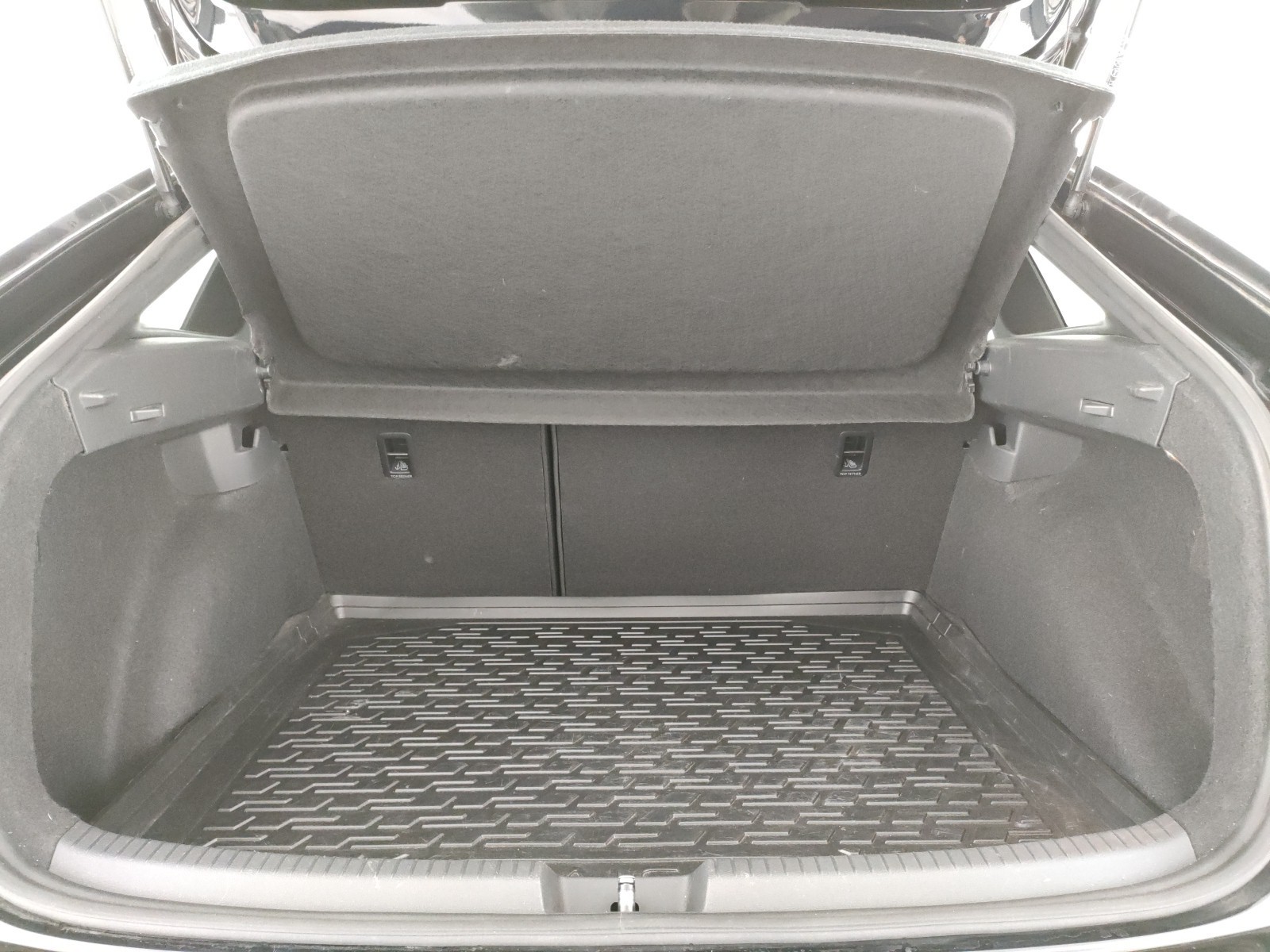 Volkswagen Taigo 1.0 tsi r-line 110cv dsg