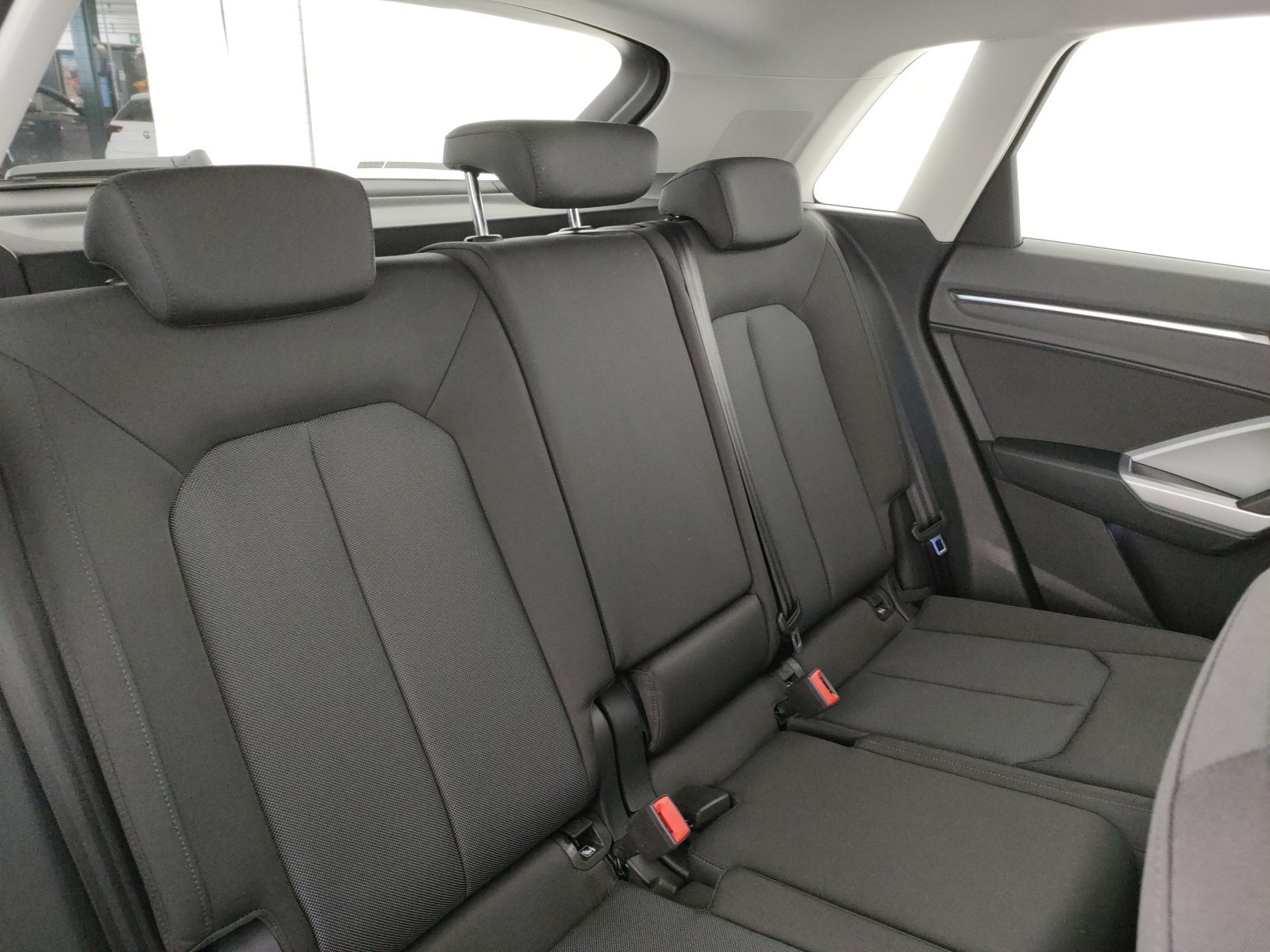 Audi Q3 35 1.5 tfsi business advanced s-tronic