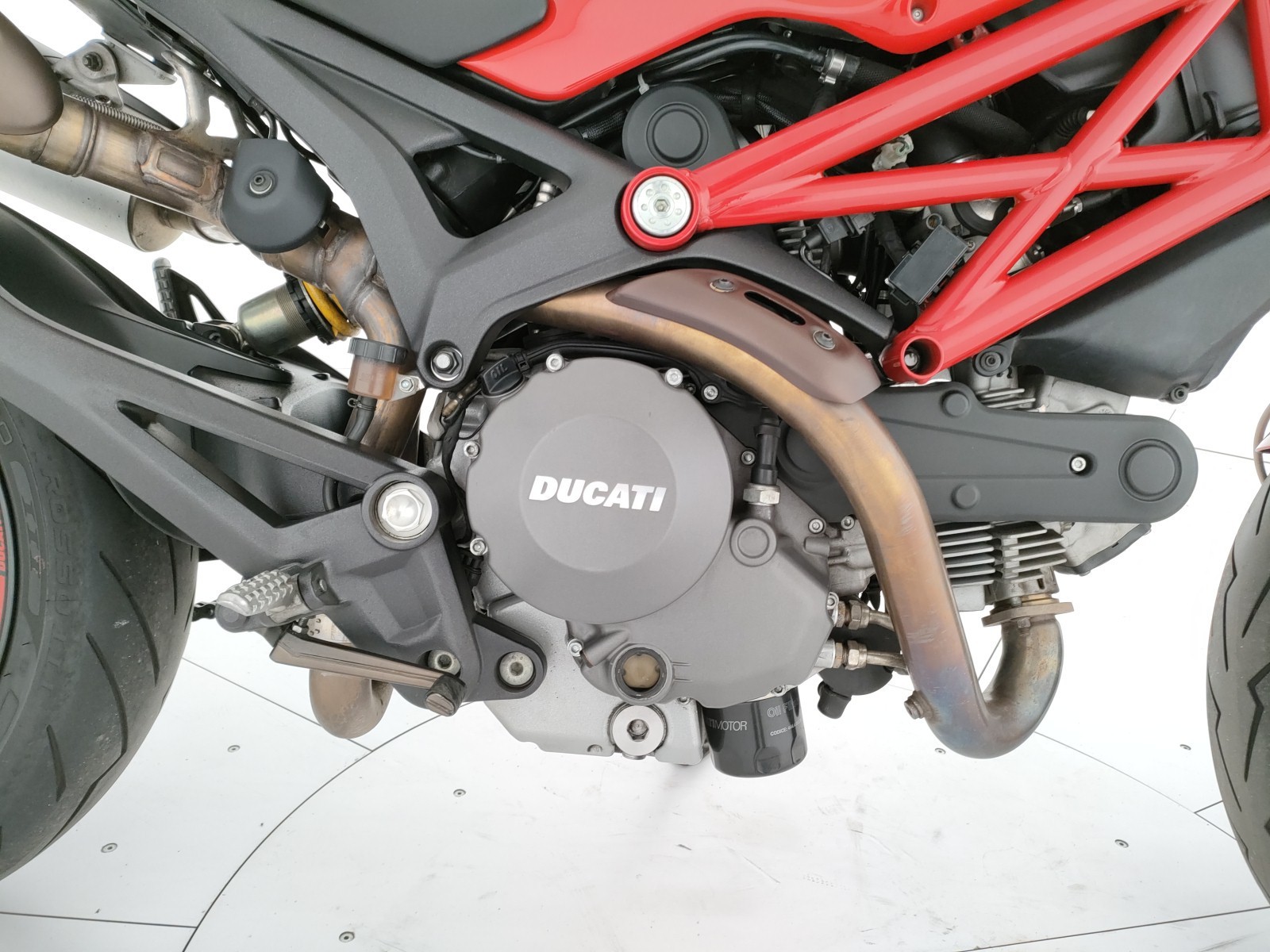 Ducati Monster 796 DUCATI MONSTER 796