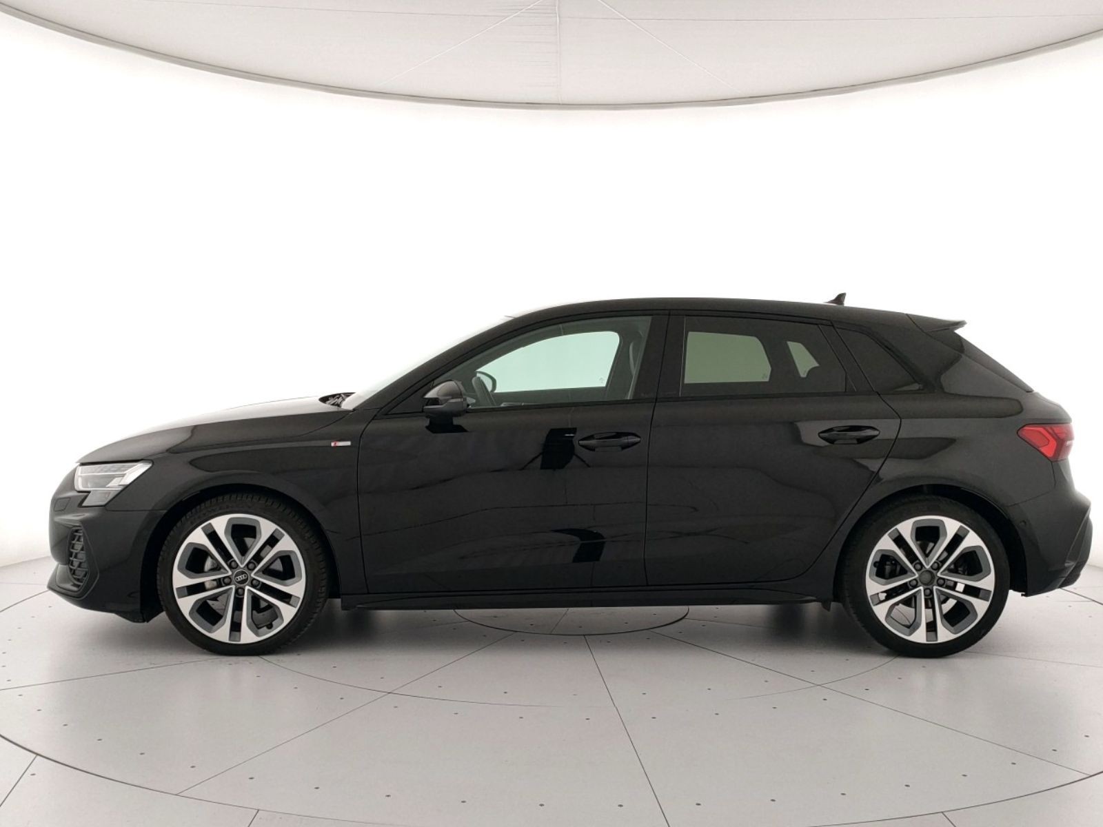 Audi A3 sportback 2.0 tdi s line edition 150cv s-tronic