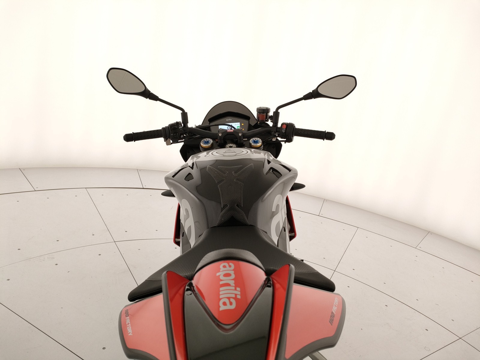 Aprilia Tuono