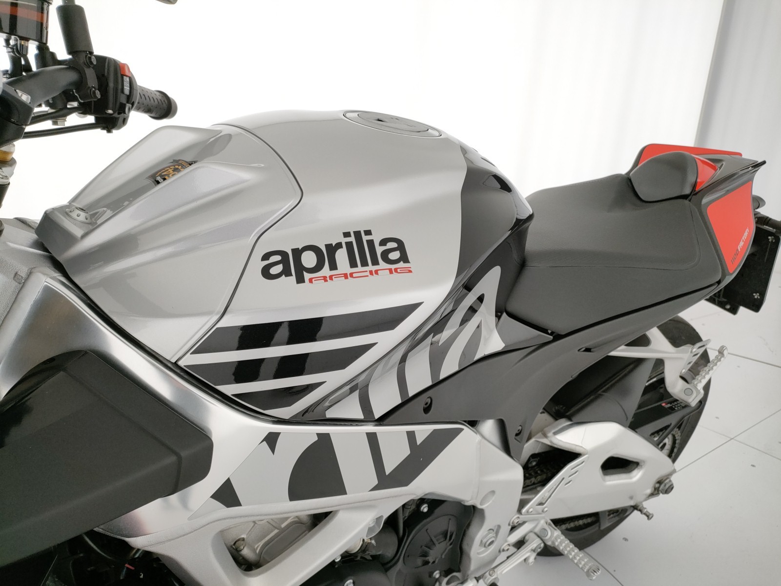 Aprilia Tuono 1100 V4 Factory Abs my17