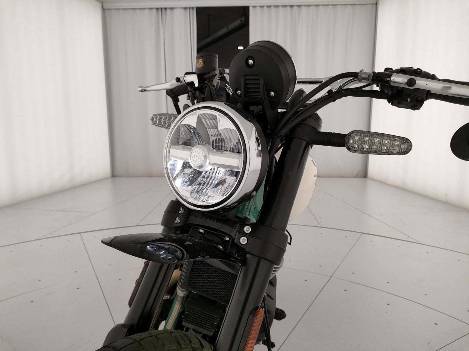 Royal Enfield Interceptor