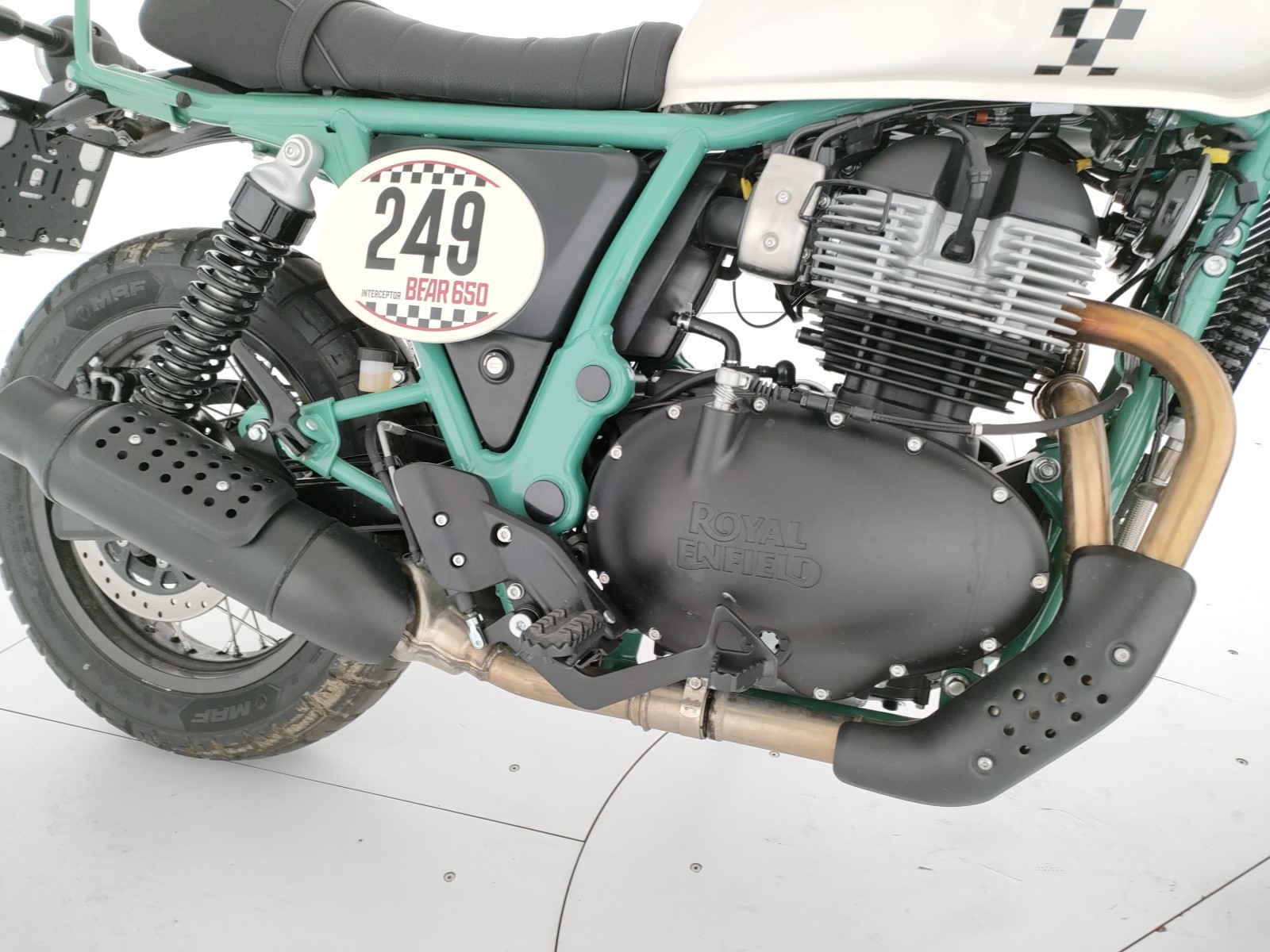 Royal Enfield Interceptor Bear 650 Abs