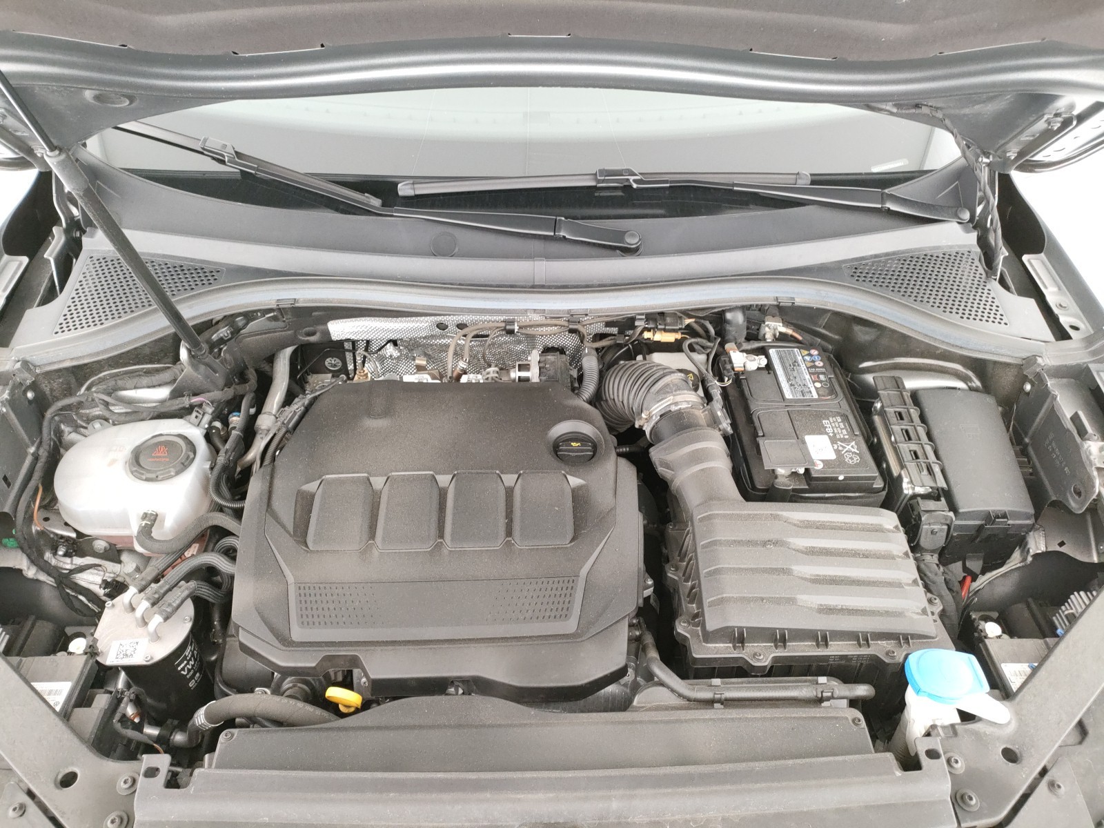 Volkswagen Tiguan 2.0 tdi r-line 150cv dsg