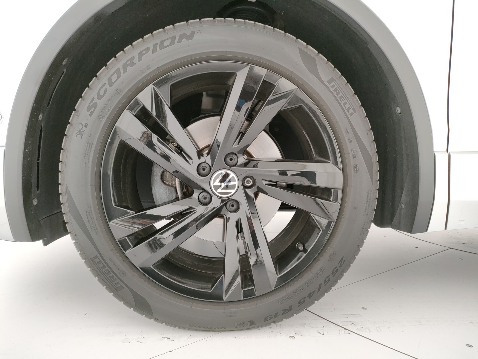 Volkswagen Tiguan 2.0 tdi r-line 150cv dsg