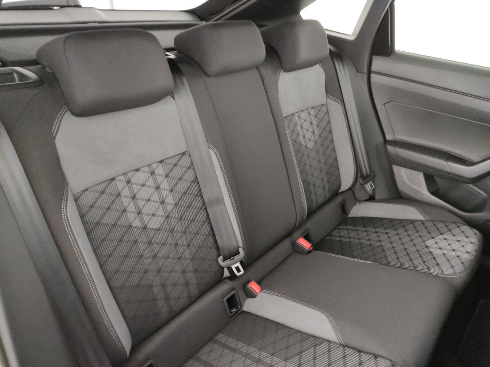 Volkswagen Taigo 1.0 tsi r-line plus 115cv