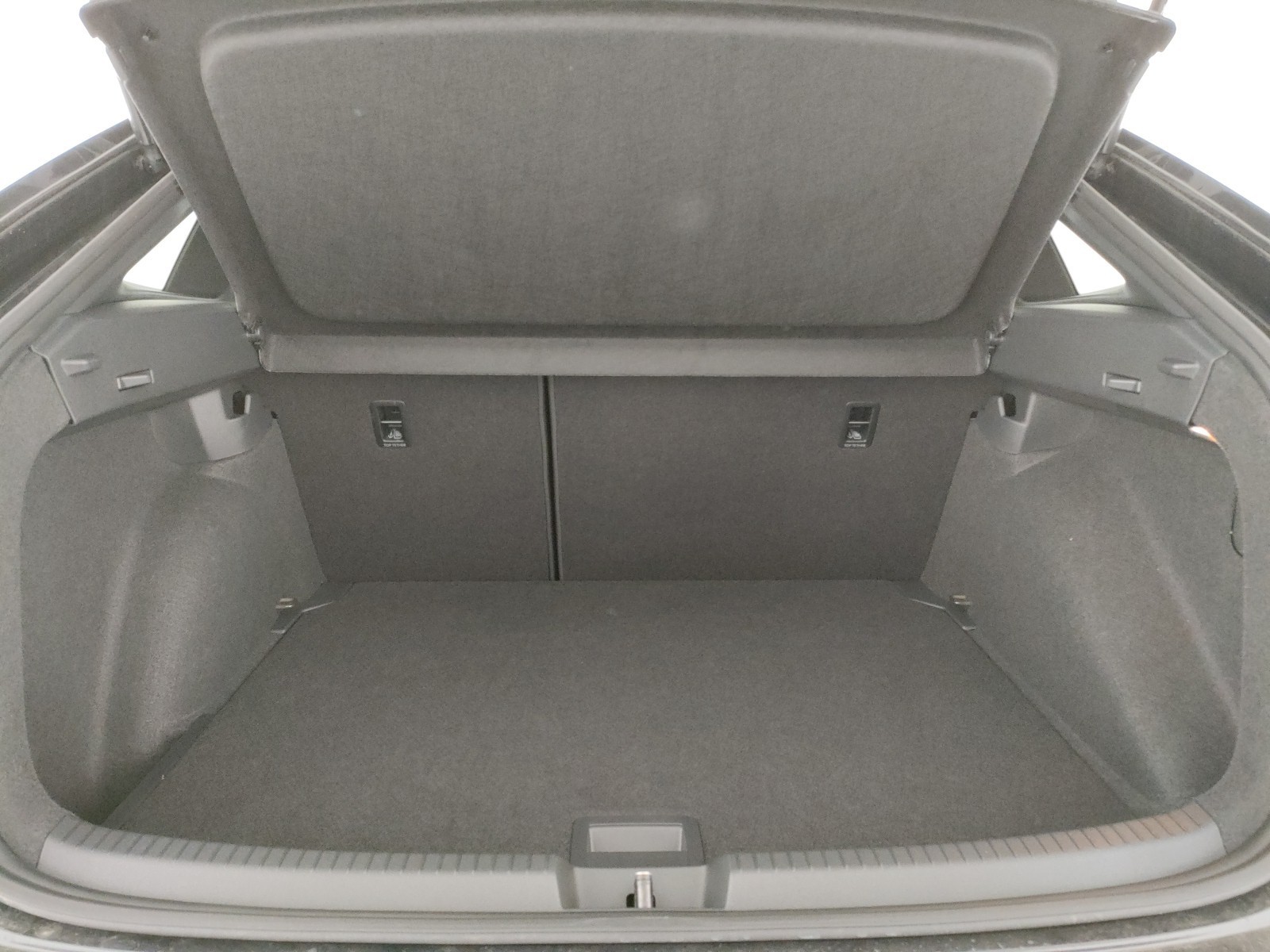 Volkswagen Taigo 1.0 tsi r-line plus 115cv