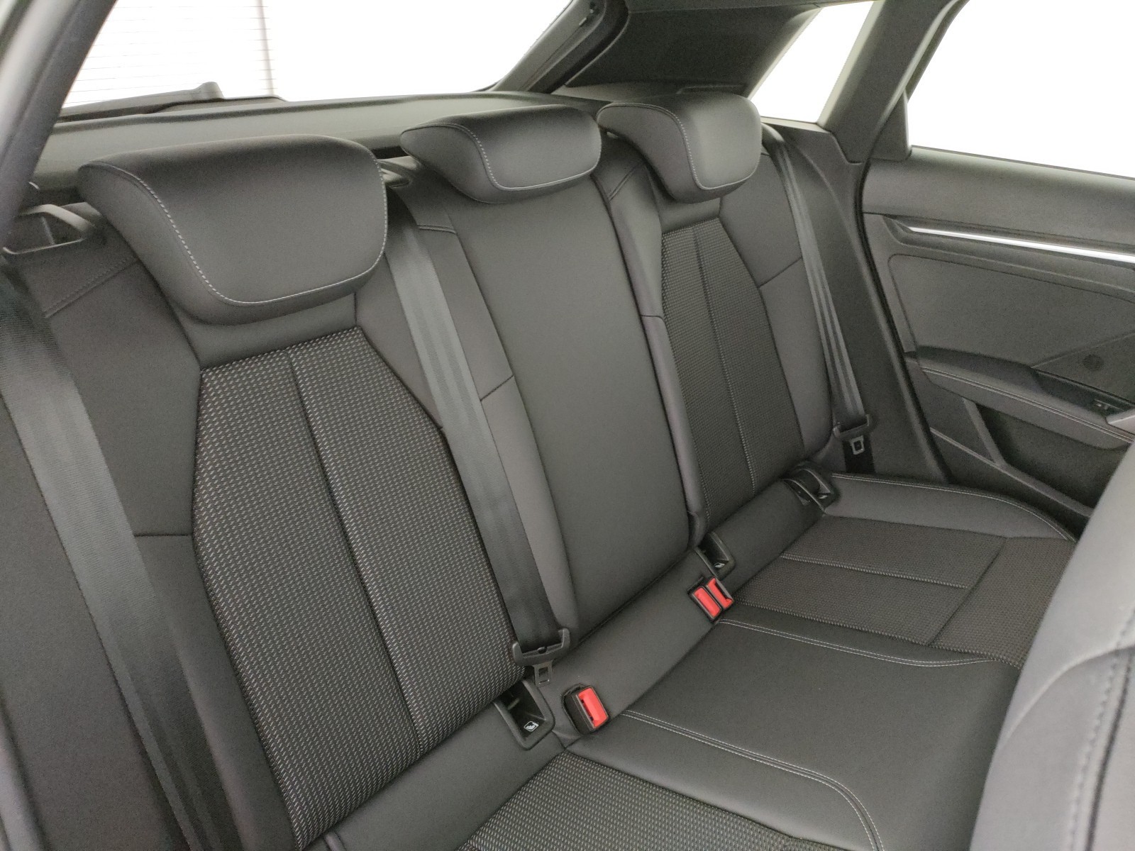 Audi A3 sportback 2.0 tdi s line edition 150cv s-tronic