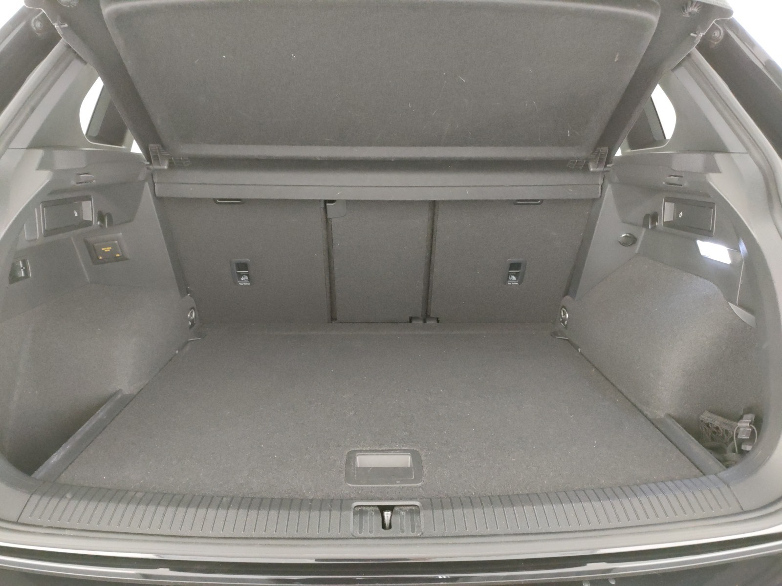 Volkswagen Tiguan 2.0 tdi r-line 4motion 200cv dsg