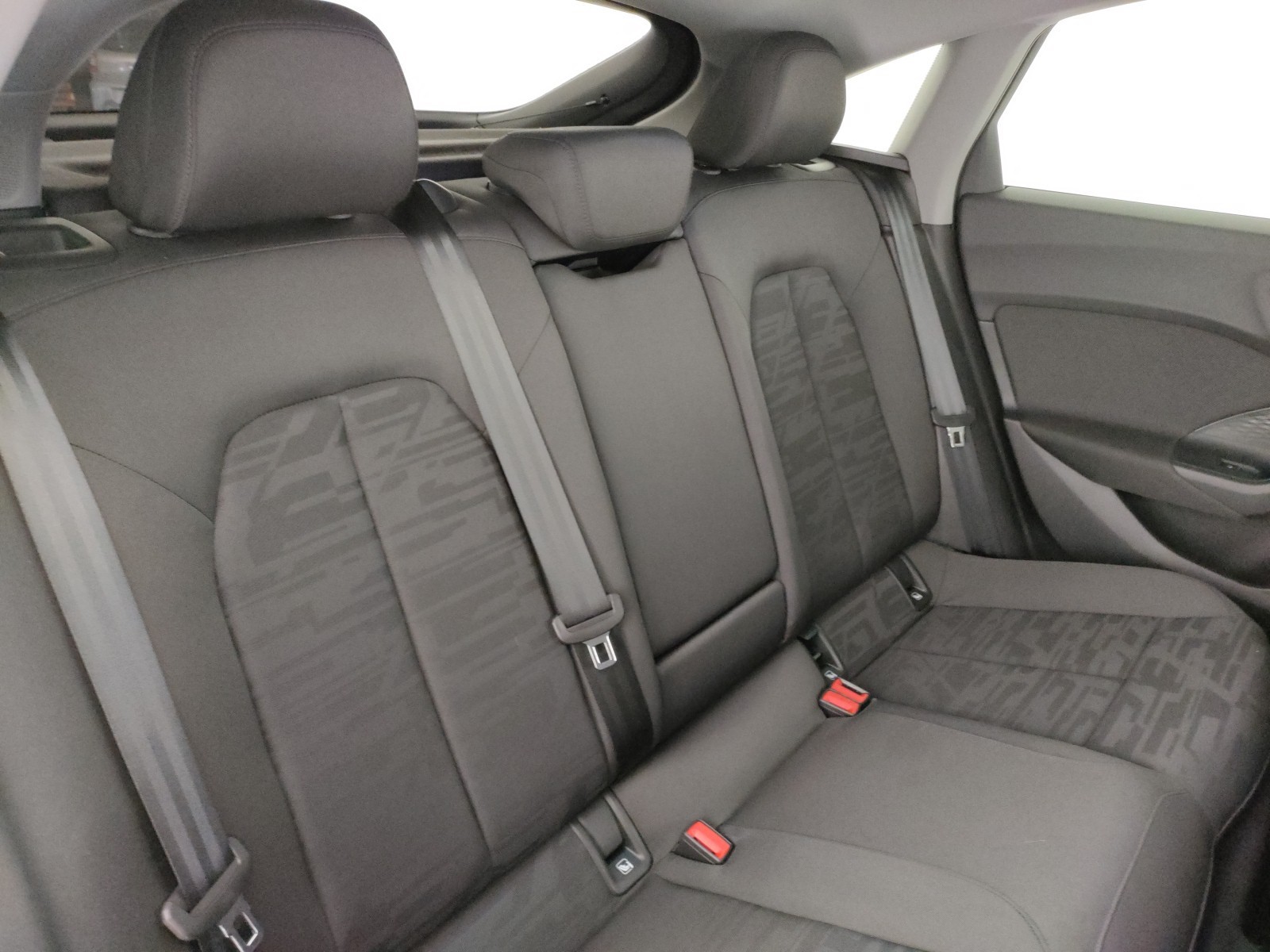 Audi A5 berlina 2.0 tdi mhev+ business advanced 204cv s-tronic