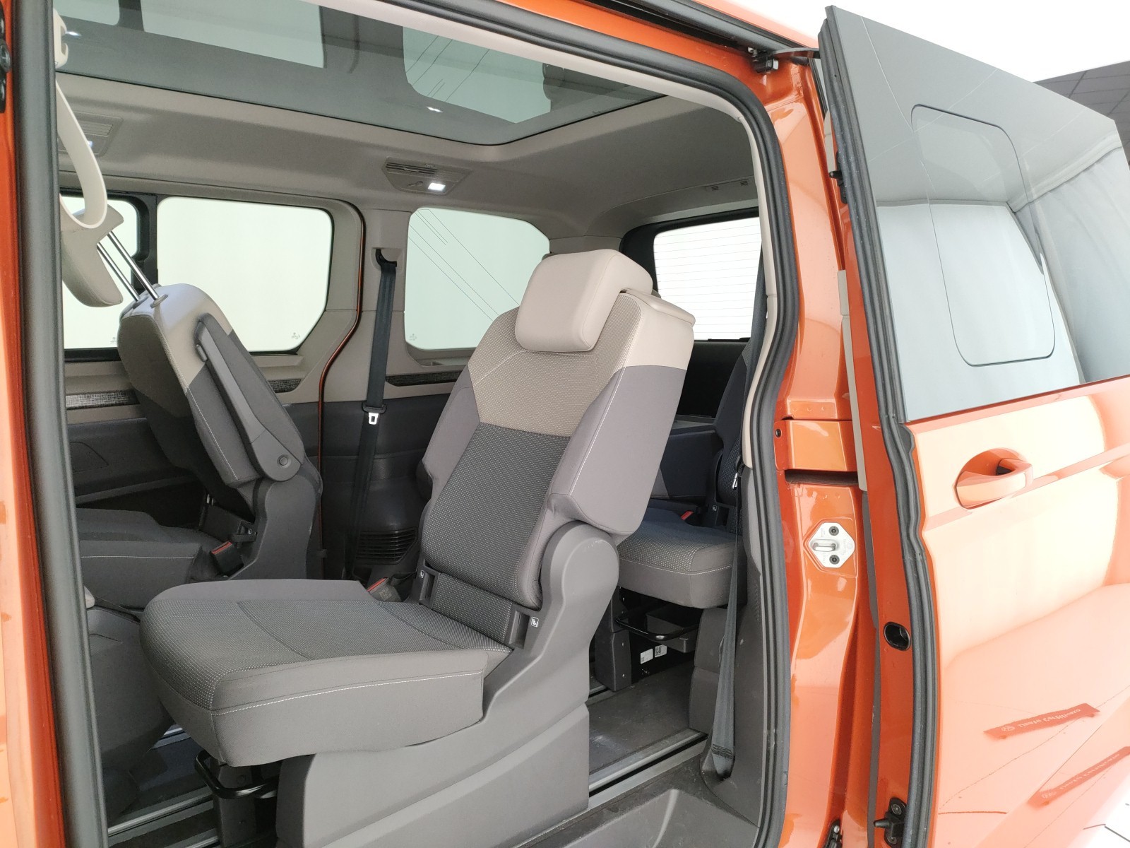 Volkswagen VIC T7 Multivan 1.4 tsi eh energetic dsg 7p.ti