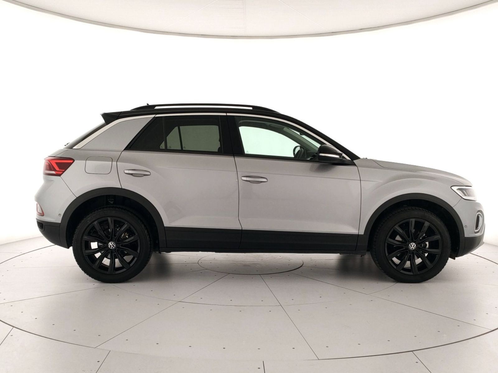 Volkswagen T-Roc 1.0 tsi life 110cv
