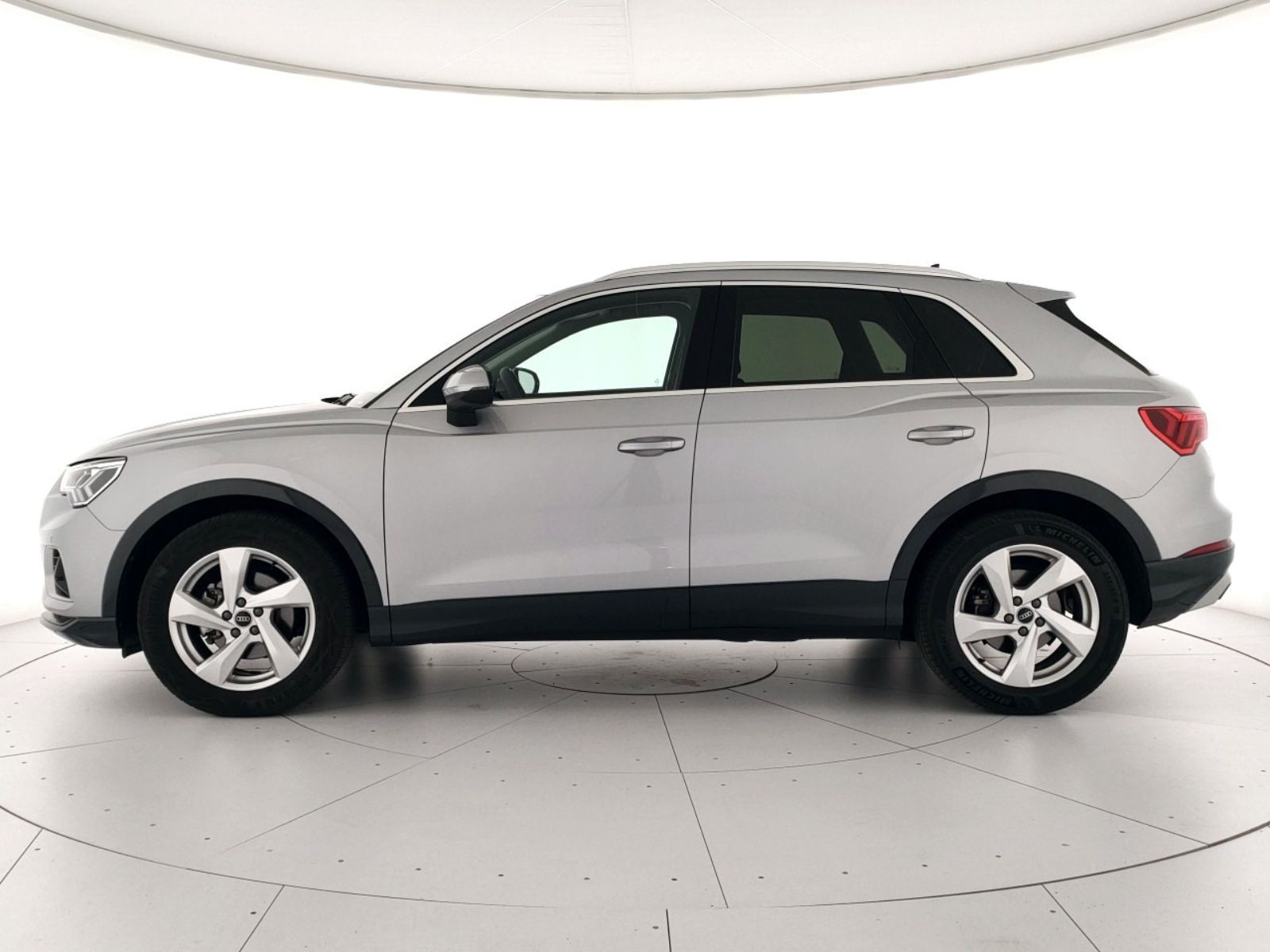 Audi Q3 35 2.0 tdi business advanced s-tronic
