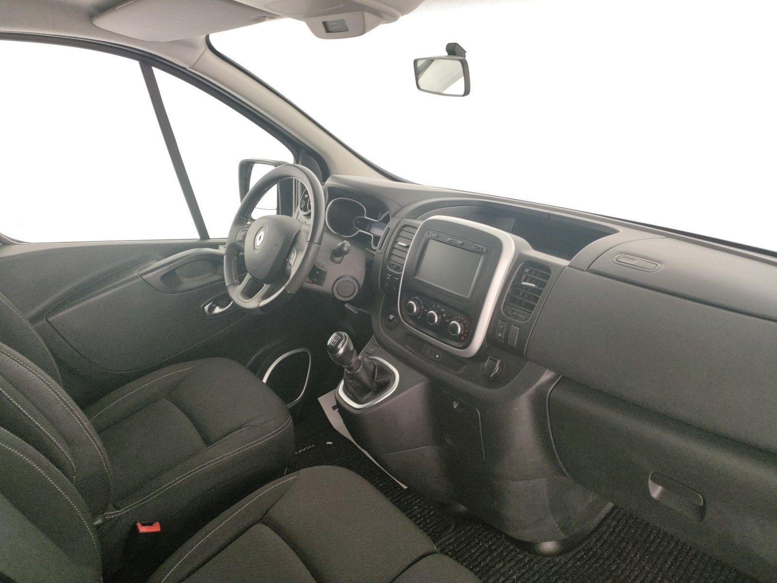 Renault Trafic passenger t29 2.0 dci 120cv l1h1 intens e6d-temp