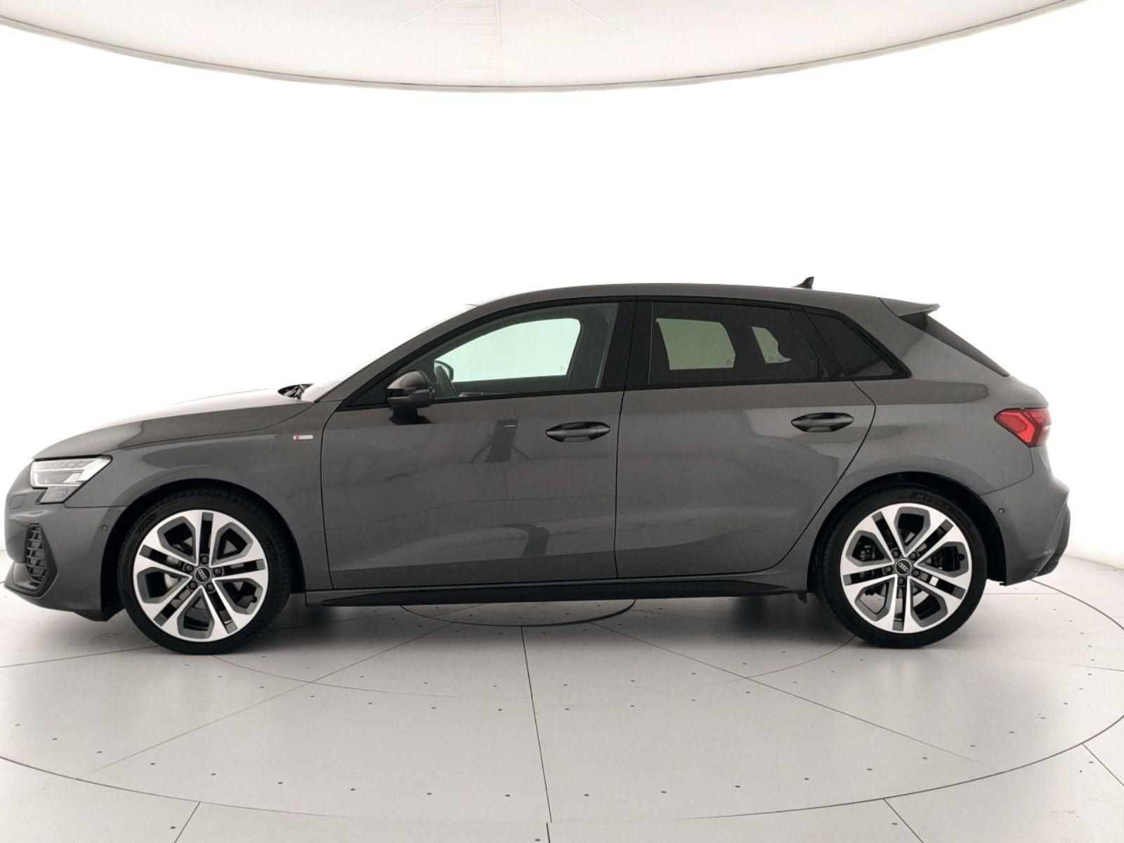 Audi A3 sportback 2.0 tdi s line edition 150cv s-tronic