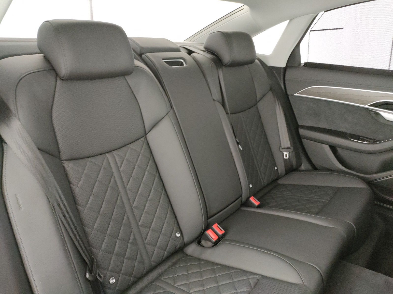 Audi A8 60 3.0 tfsi e quattro tiptronic