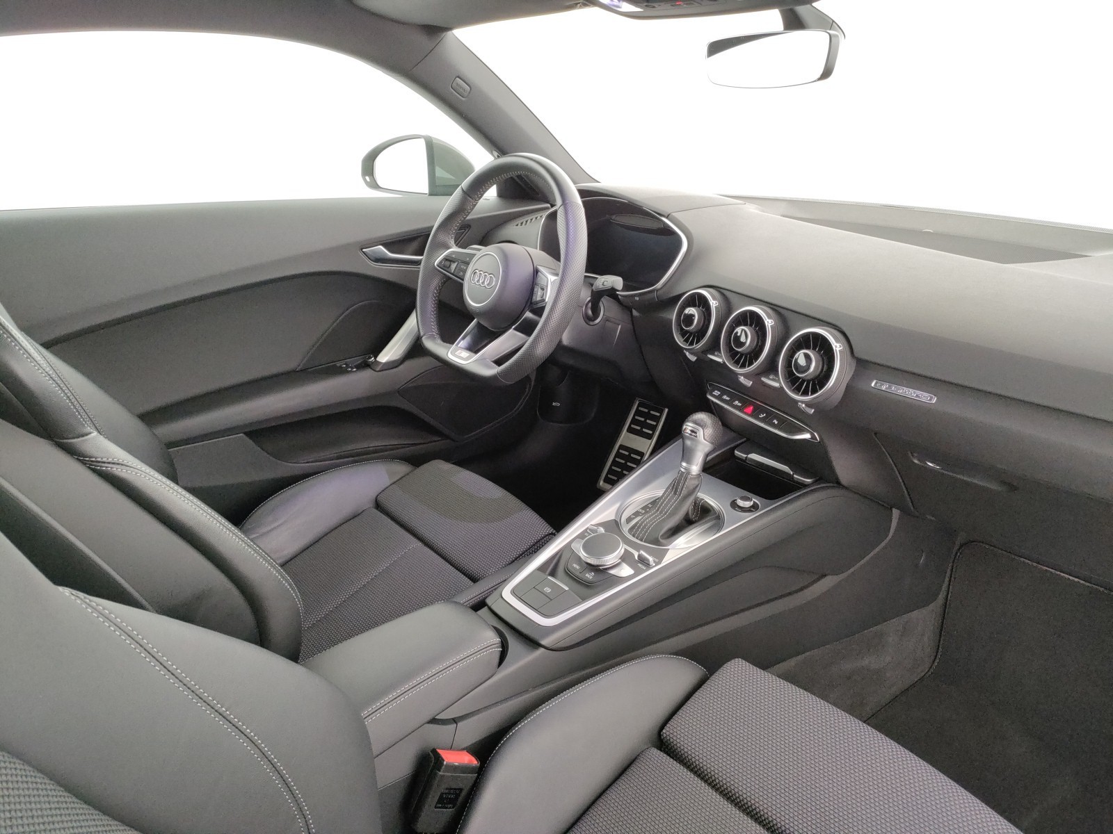 Audi TT 45 2.0 tfsi quattro s-tronic