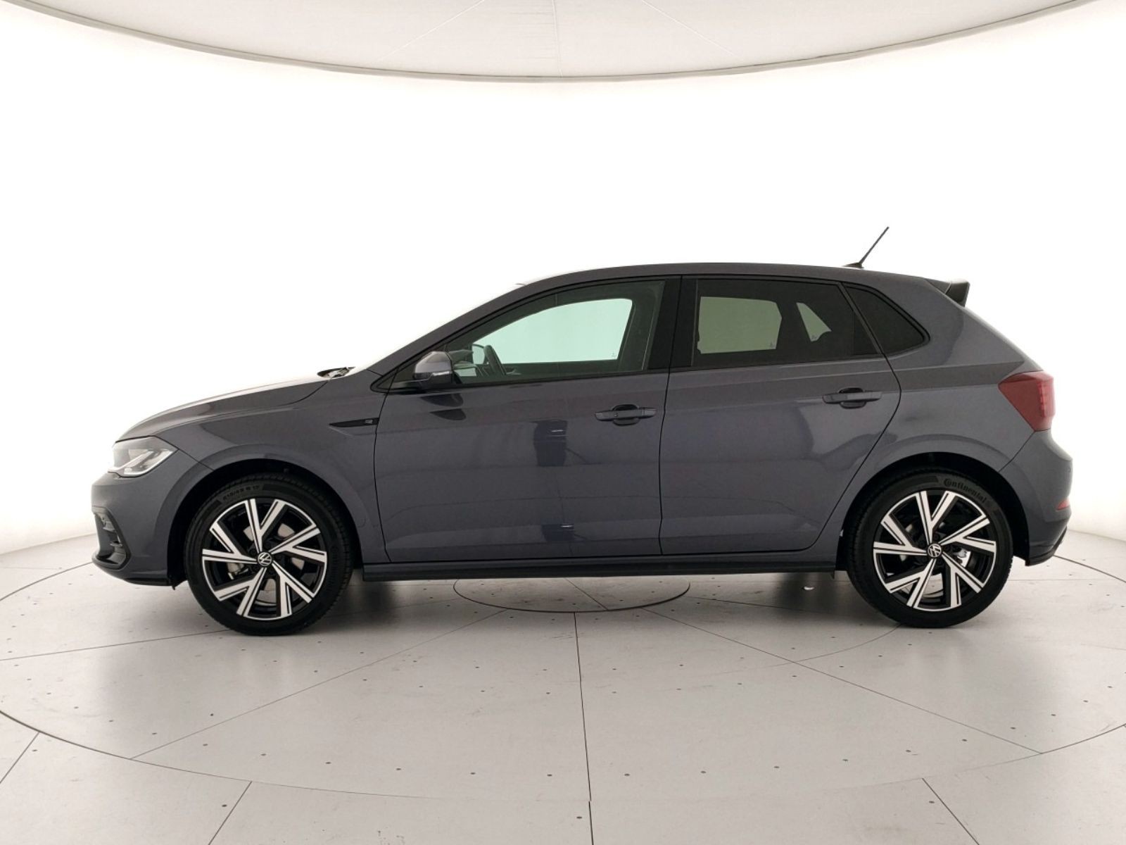 Volkswagen Polo 1.0 tsi r-line 110cv dsg
