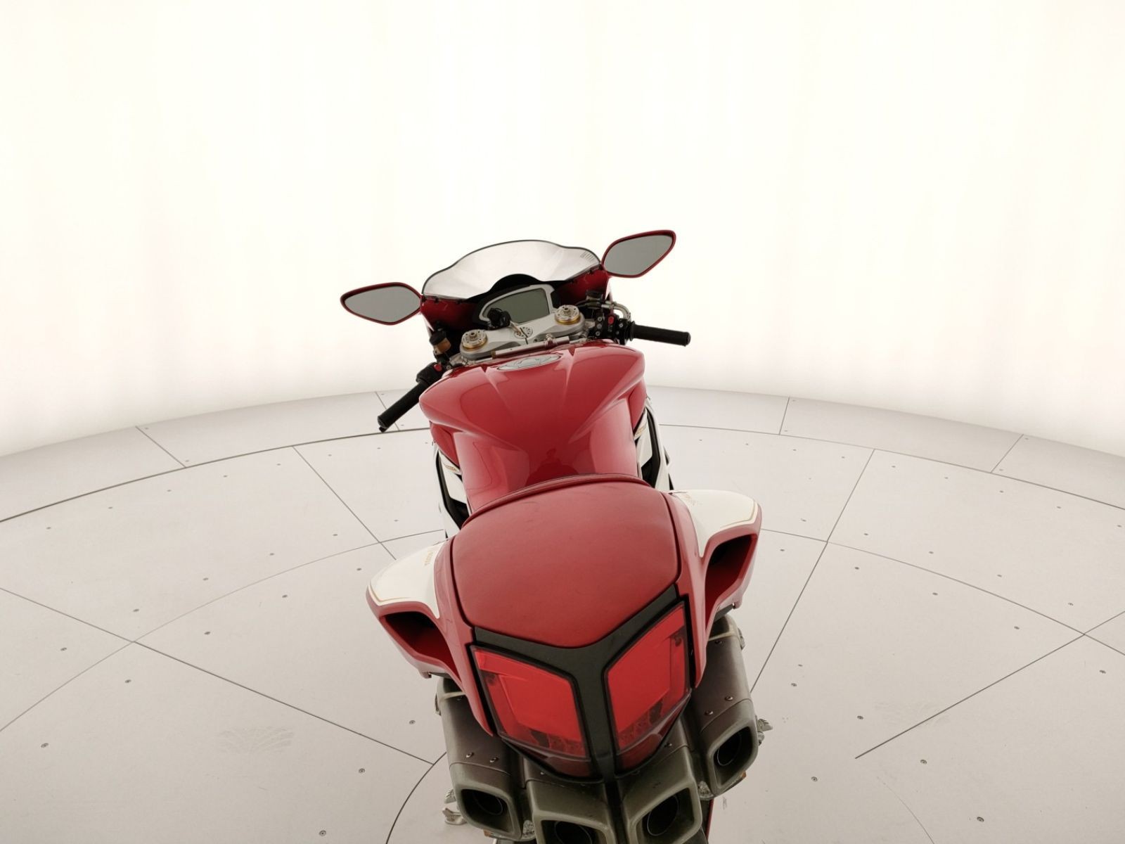 MV Agusta F4