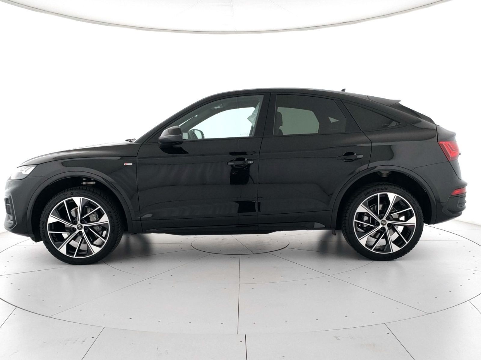 Audi Q5 sportback 40 2.0 tdi mhev 12v identity black quattro s-tronic