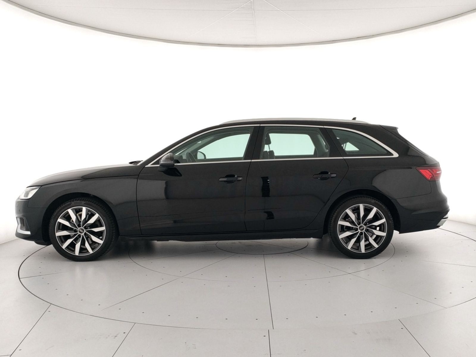 Audi A4 avant 35 2.0 tdi mhev business advanced 163cv s-tronic