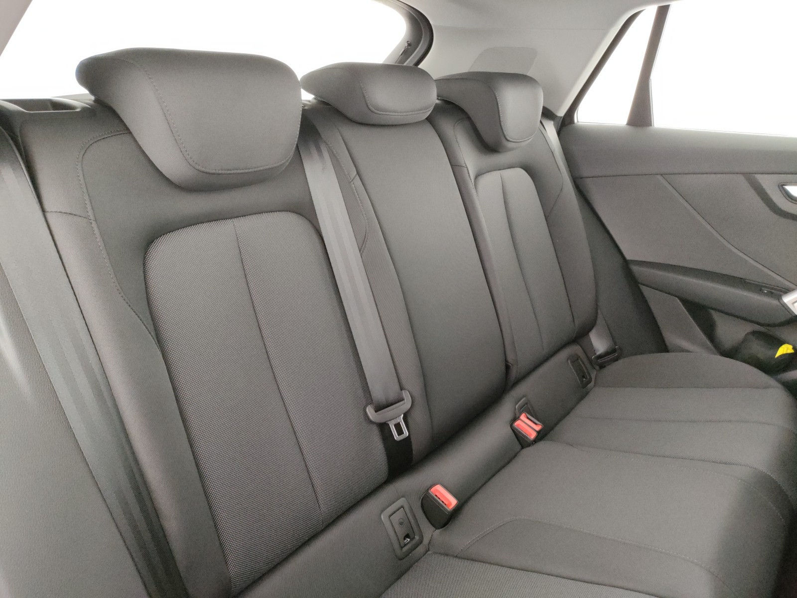 Audi Q2 35 2.0 tdi business advanced quattro s-tronic