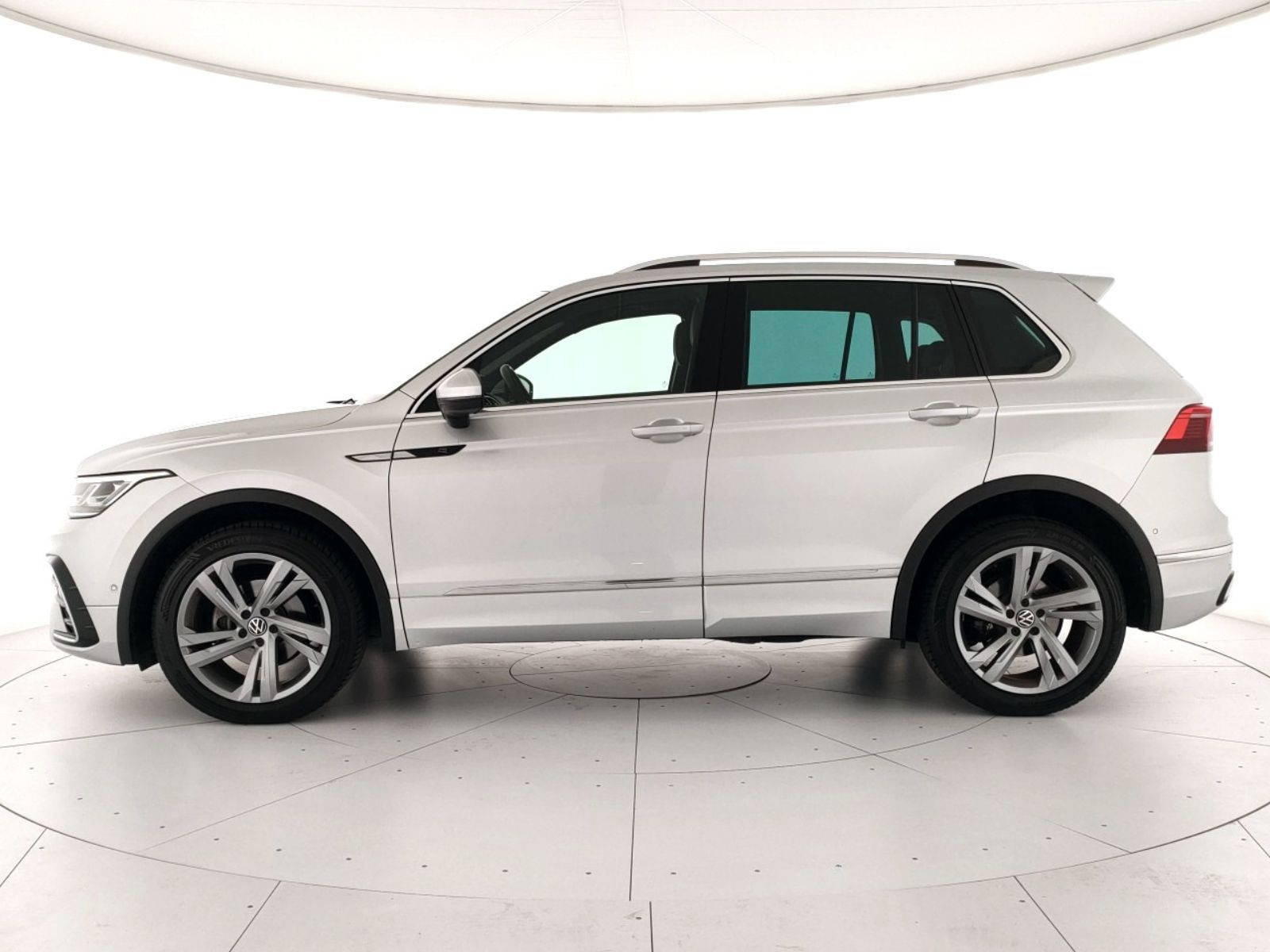 Volkswagen Tiguan 2.0 tdi r-line 4motion 150cv dsg