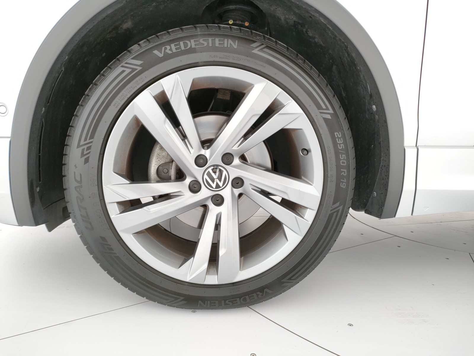 Volkswagen Tiguan 2.0 tdi r-line 4motion 150cv dsg