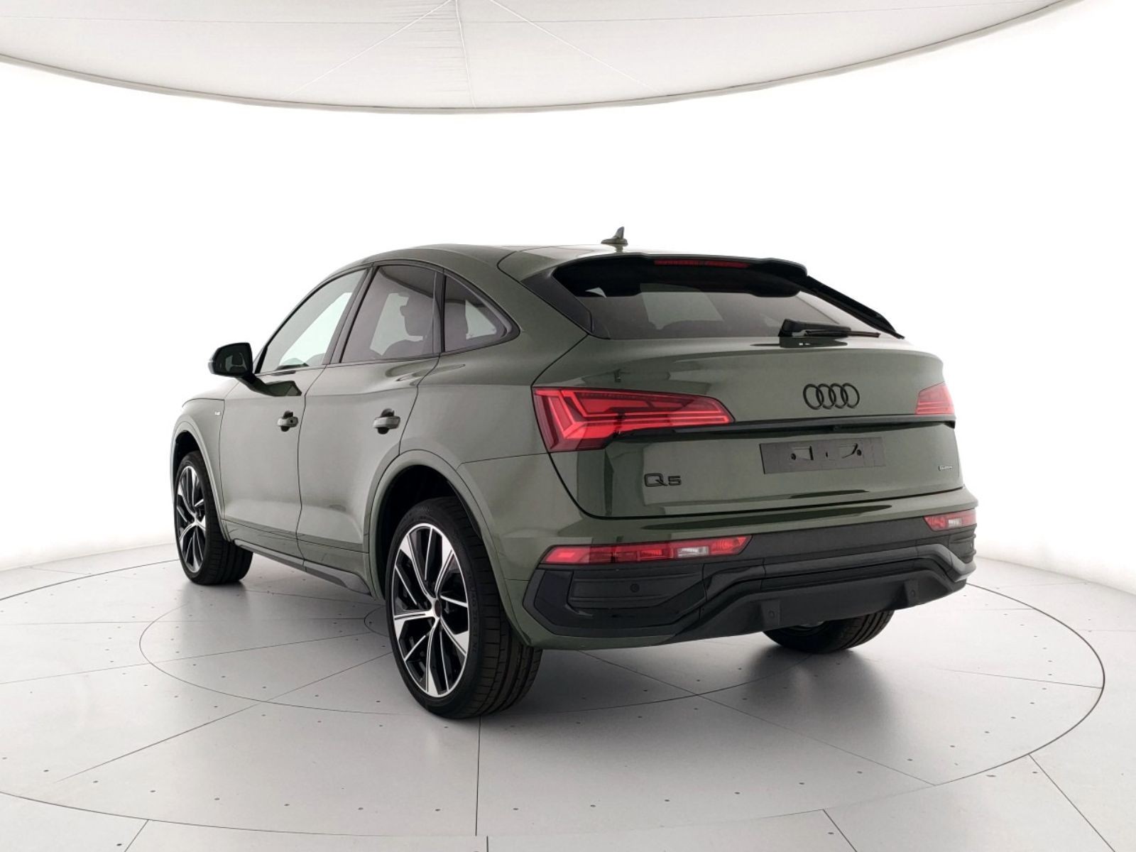 Audi Q5 sportback 40 2.0 tdi mhev 12v identity black quattro s-tronic
