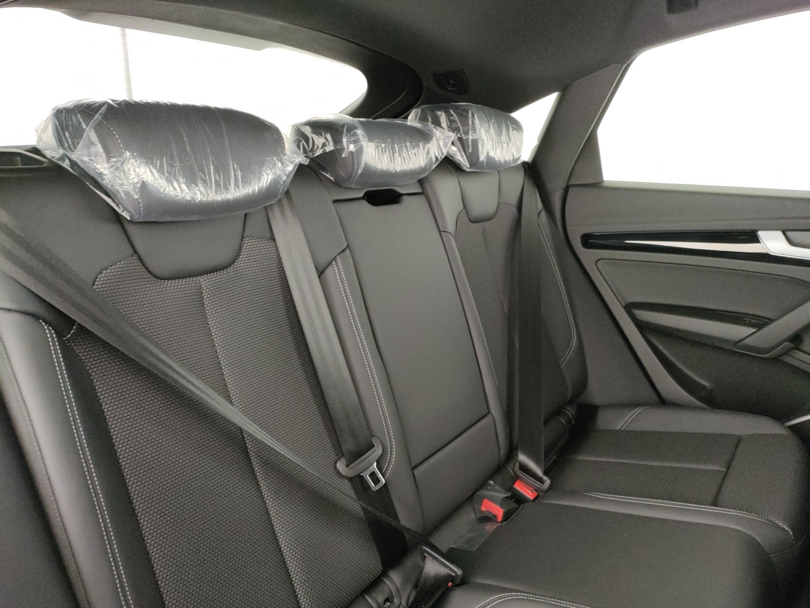 Audi Q5 sportback 40 2.0 tdi mhev 12v identity black quattro s-tronic