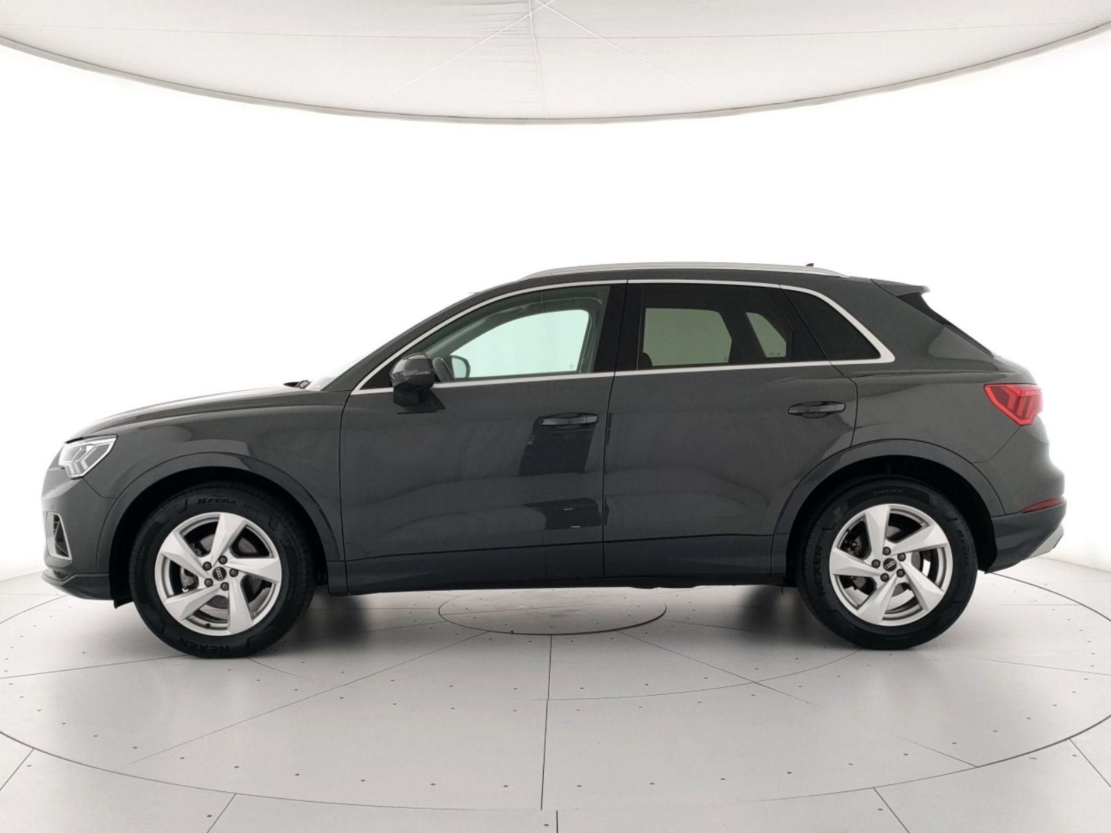 Audi Q3 35 2.0 tdi business advanced s-tronic