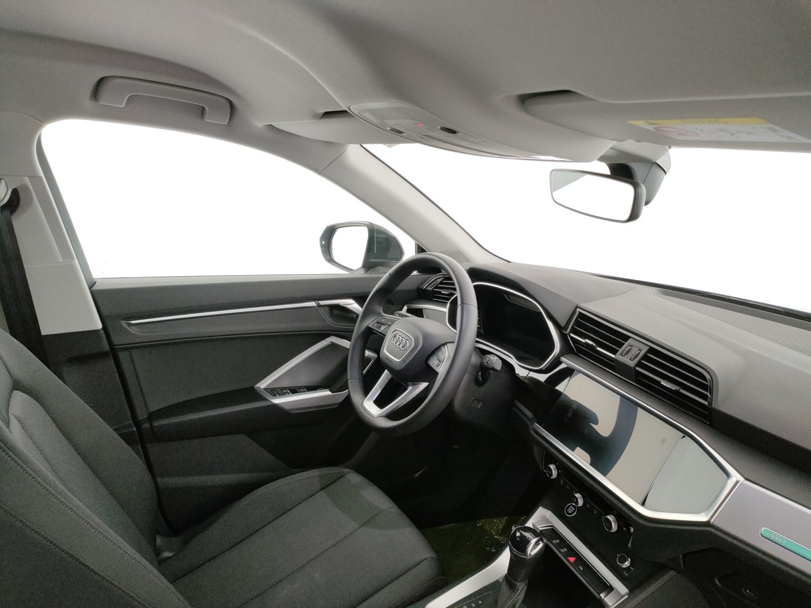 Audi Q3 35 2.0 tdi business advanced s-tronic