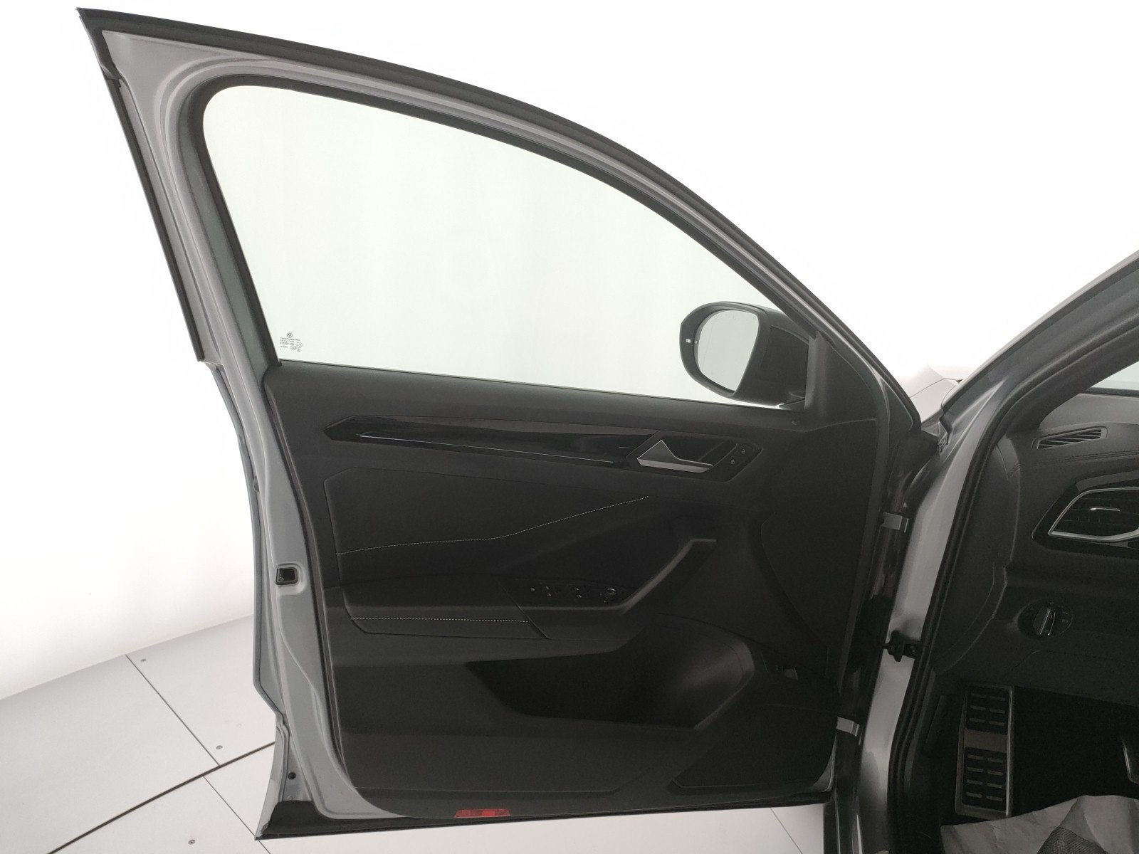 Volkswagen T-Roc 1.5 tsi r-line plus dsg
