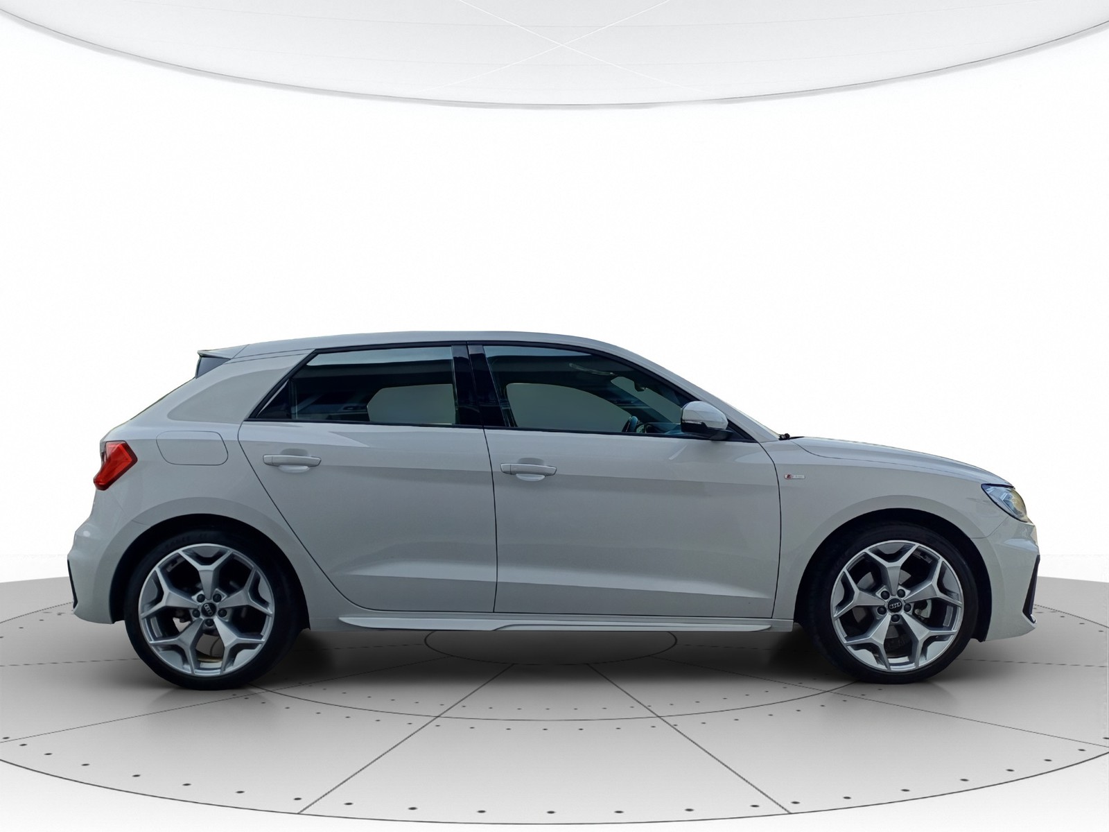 Audi A1 sportback 30 1.0 tfsi s line edition 110cv