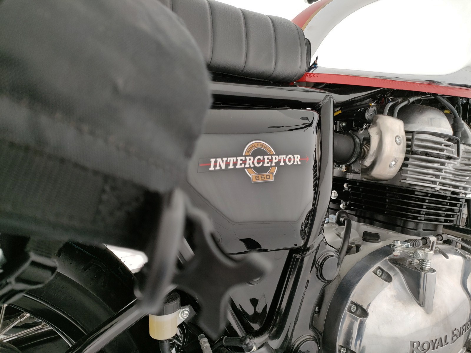 Royal Enfield Interceptor 650 Chrome Abs E5