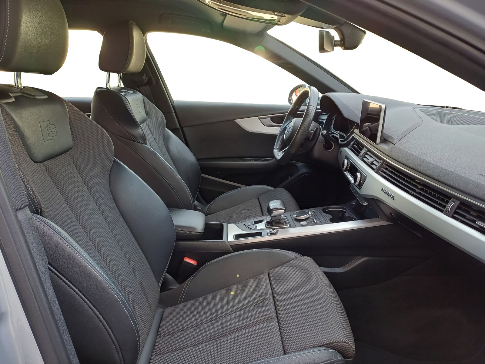 Audi A4 avant 40 2.0 tdi edition quattro 190cv s-tronic