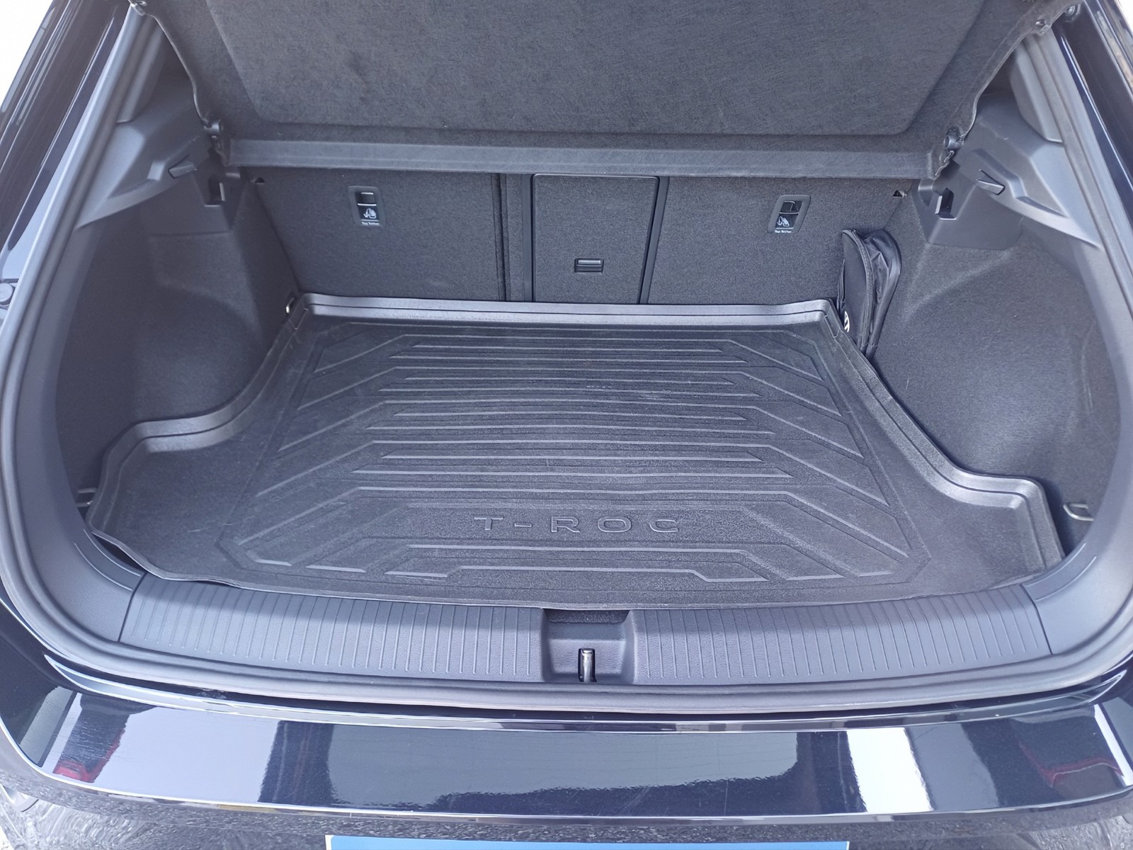 Volkswagen T-Roc 2.0 tdi r-line 115cv