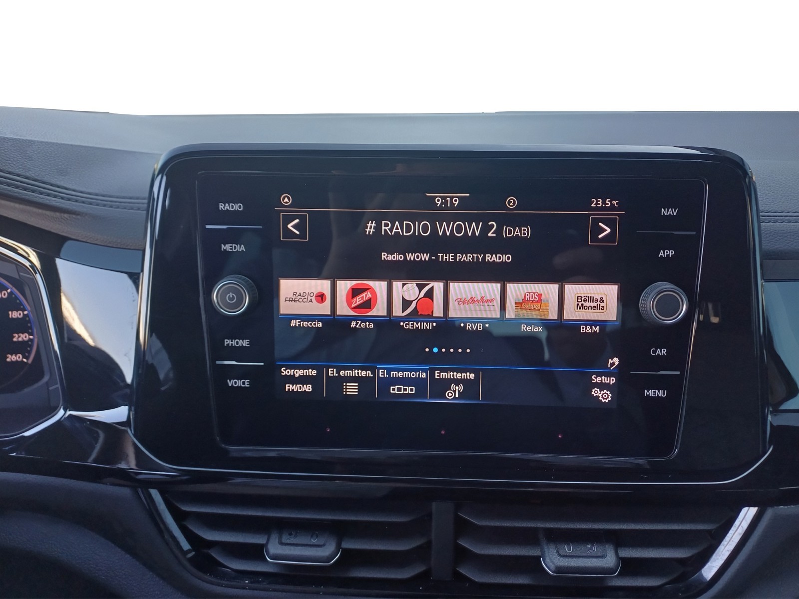 Volkswagen T-Roc 2.0 tdi r-line 115cv