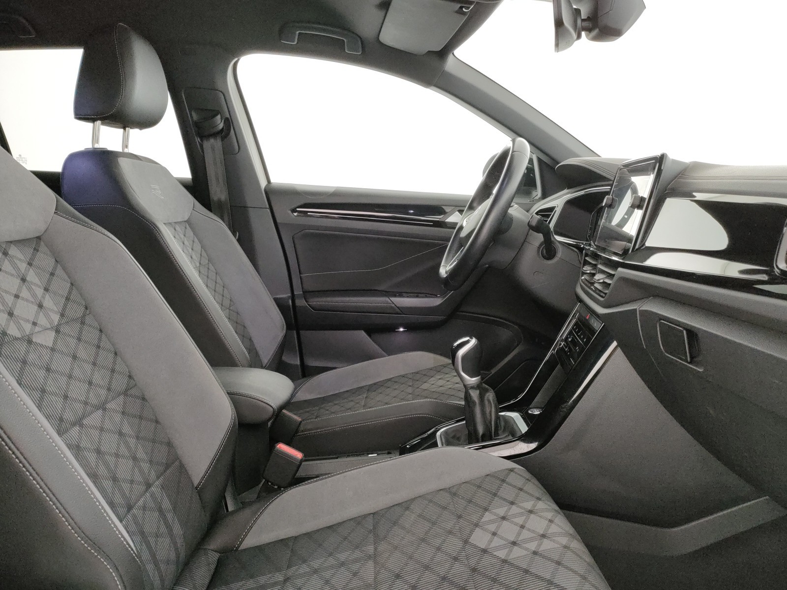 Volkswagen T-Roc 1.0 tsi r-line 110cv
