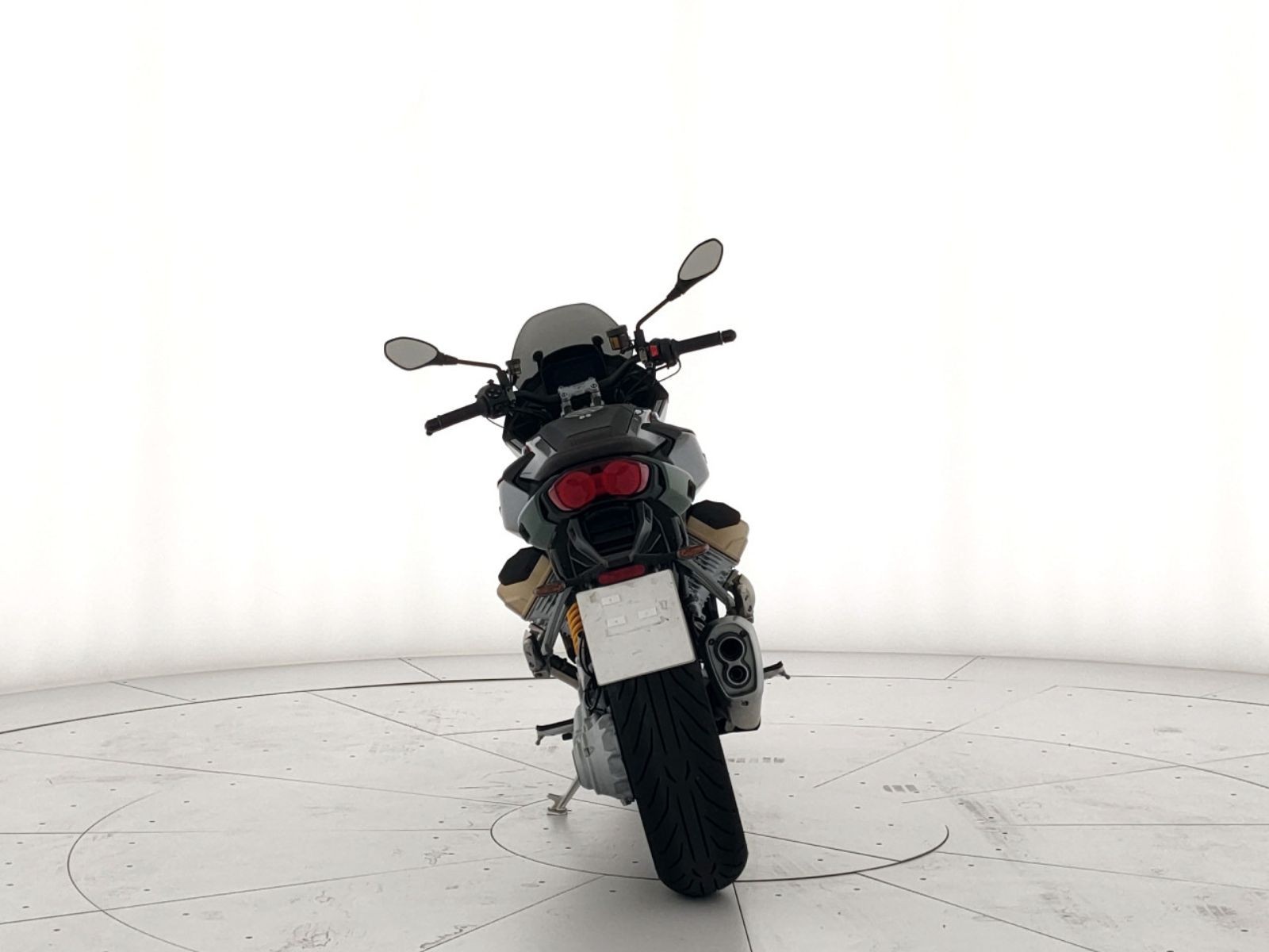 Moto Guzzi V 100