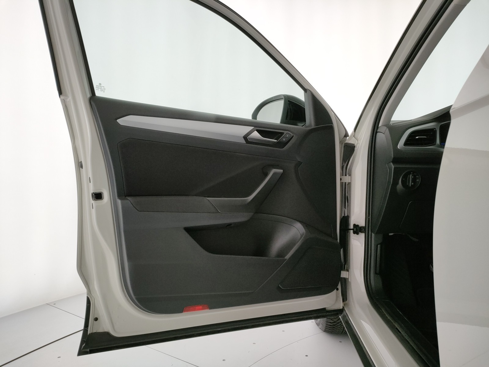 Volkswagen T-Roc 1.0 tsi life 110cv